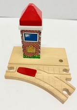 Thomas Wooden Railway GLENN NOCK SWITCH TOWER W/ CLICKITY-CLACK TRACK