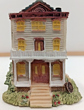 Liberty Falls Village Rev. Watkins' House AH45 1994 Miniature Building NO BOX
