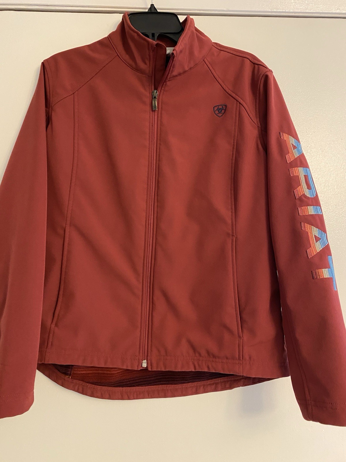Women's Burgundy Ariat Zip Up Jacket Size Medium Excellent Condition