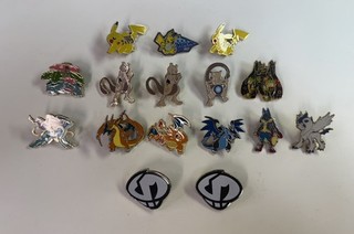(16) Colección Oficial Pokemon TCG Esmalte Metal Pin 2017 2019