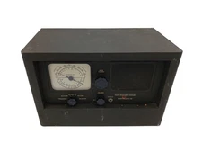 R-100/URR WWII Military Radio Receiver "The Morale Builder"