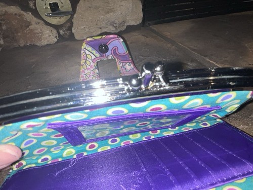 "Cartera Vera Bradley Doble Beso N Cierre a Presión en Otoño Patrón Brezo 5""x8.25""" - Imagen 7 de 9