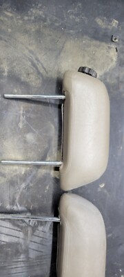 a.flat ヘッドレスト 1984-89 Nissan 300zx Z31 Turbo Leather Tan Seat Head Rests Pair 85