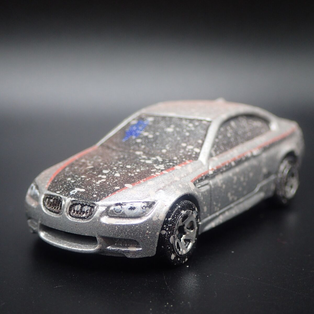 2007-2011 BMW M3 COUPE E92 ABANDONED 1:64 SCALE DIORAMA 2007-2011 BMW M3 COUPE E92 ABANDONED 1:64 SCALE DIORAMA