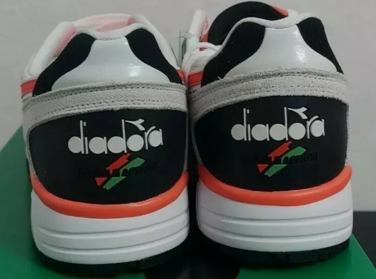 Diadora N9002 White Black Red Men\'s running training shoes US Men\'s Size 11 BRAND NEW Diadora N9002  main image 4