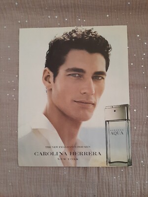 Werbepapier Parfum. Parfum Ad C. Herrera Aqua von 2005 Jahr
