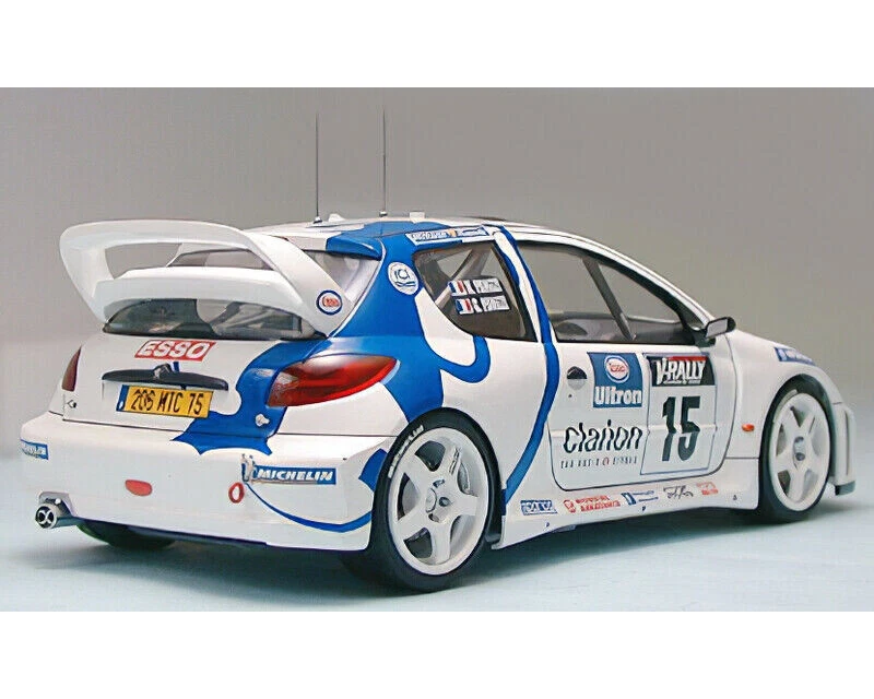 TAMIYA 24221 - PEUGEOT 206 WRC - SCALA 1:24 - KIT MODELLISMO AUTO STATICO TAMIYA - Immagine 3 di 4