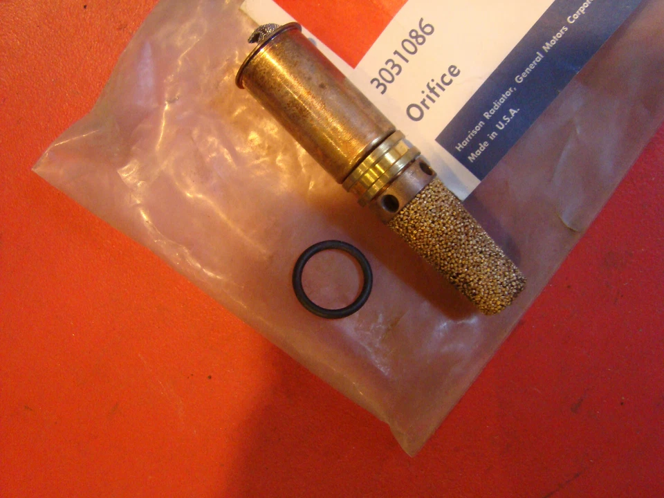 Camión NOS GM 73 74 75 CHEVY GMC Vega aire acondicionado tubo de expansión de CA orificio Foto 2 de 4