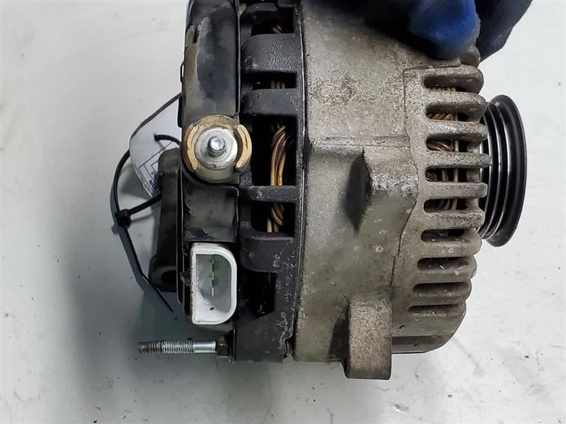 05-07 Alternador 120 Amp FORD ESCAPE MPN: 6L8Z10346AB Foto 4 de 4