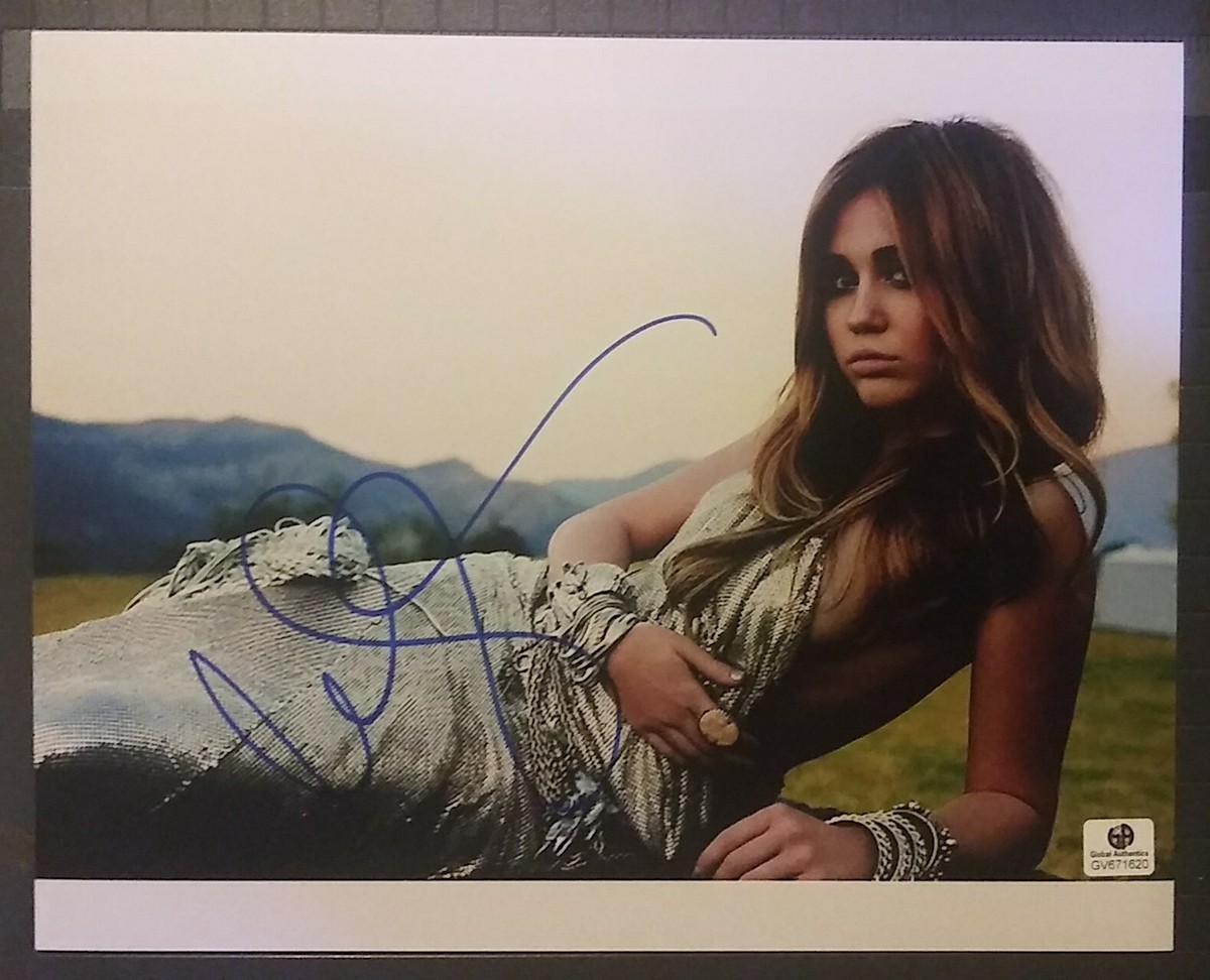 Miley Cyrus signed 8x10 COA GAI | eBay