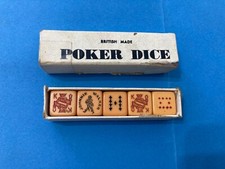 JHONNIE WALKER:POKER DICE BRITHISH MADE N.5 VINTAGE BAKELITE NUTS.