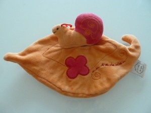 U6 Doudou Plat Un Reve De Bebe Cmp Escargot Sur Sa Feuille Rose Orange Tbe Ebay