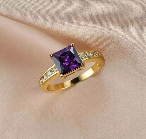 Engagement Ring 2 Ct Princess Cut Lab-Created Amethyst in 14k Yellow Gold Plated - Picture 2 of 4