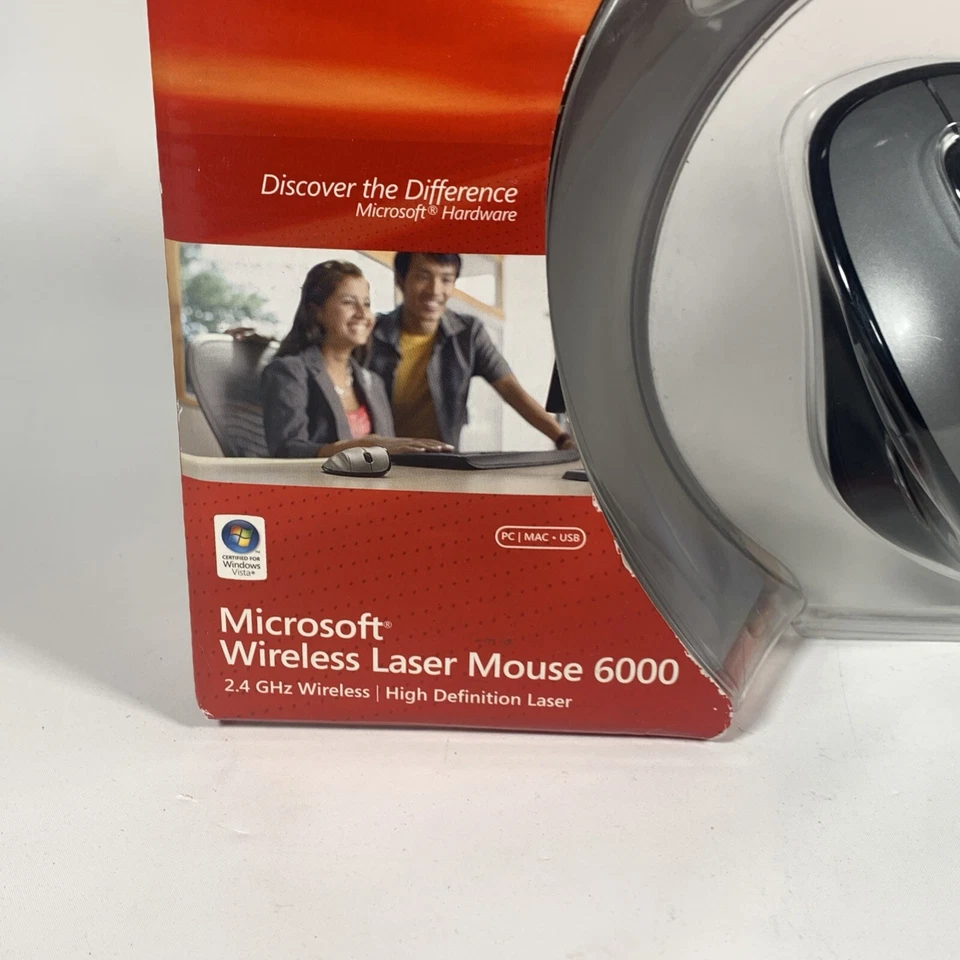 NEW Microsoft Wireless Laser Mouse 6000 2.4 GHz High Definition Mobile - Image 4 of 4