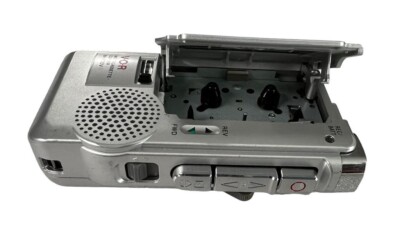 Sony M-800V Microcassette Dictaphone Voice Handheld Recorder. w