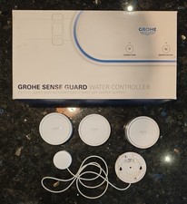 Grohe Sense Guard Smart Water Controller (22513LN0 UK Plug 230V) + 3x Sensors