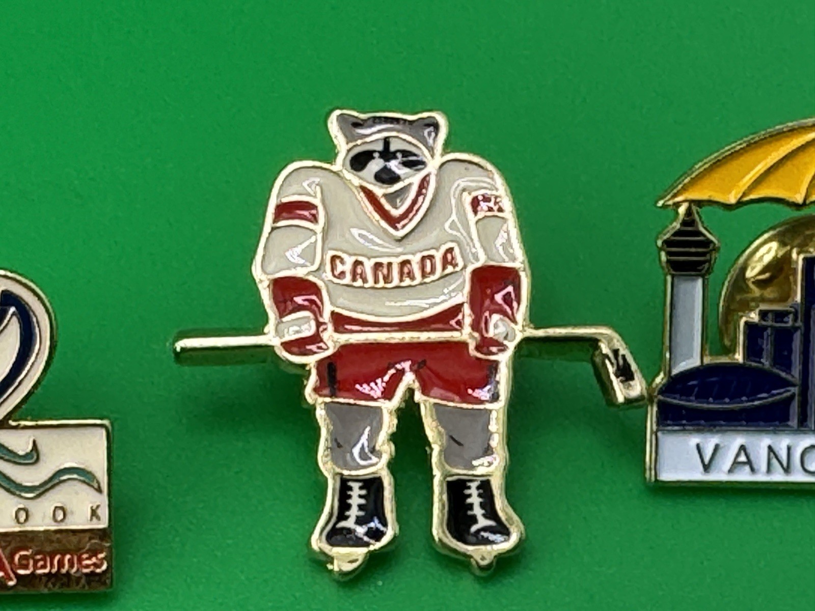 LOT of 16 VTG  Canadian Vancouver Nova Scotia Halifax Enamel Pins Travel Tourism