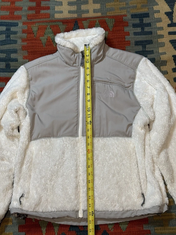 The North Face Denali Jacket Women’s Size Medium White Grey TNF Fuzzy Fleece - Image 2 of 4