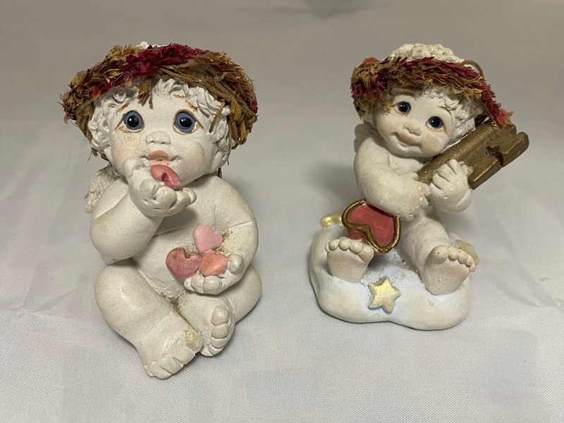 Dreamsicles Figurines Blow Me A Kiss & Key To My Heart (Lot of 2)