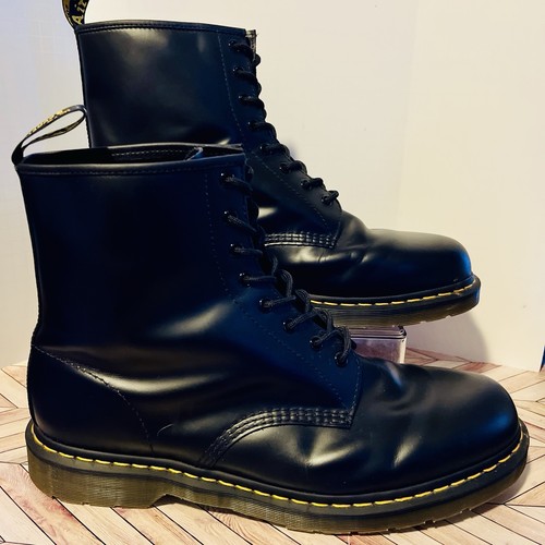 Dr Martens 1460 Cuero Liso Con Cordones Negro Hombres 15 Botas Combate Grunge Gótico Años 90 - Imagen 2 de 11