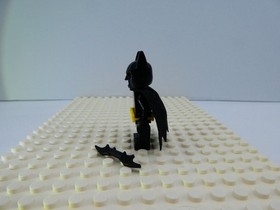 Lego BATMAN w/ Yellow Utility Belt Lego Batman Movie Minifigure 70912 (sh329)