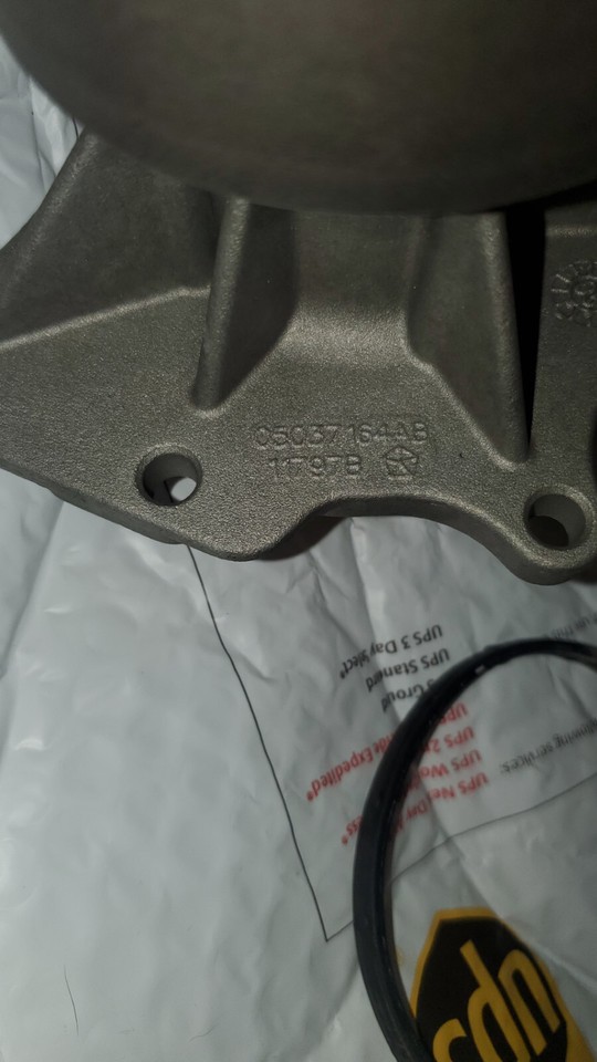 Dodge Viper Water Pump Mopar fits 20032006 Dodge Viper 8.3LV10 NEWLY