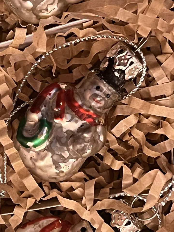 Vintage Style Glass Snowman boxed set 6 mini ornaments for Christmas tree - Image 3 of 4