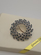 Vintage Blue crystal rhinestone brooch pin circle wreath