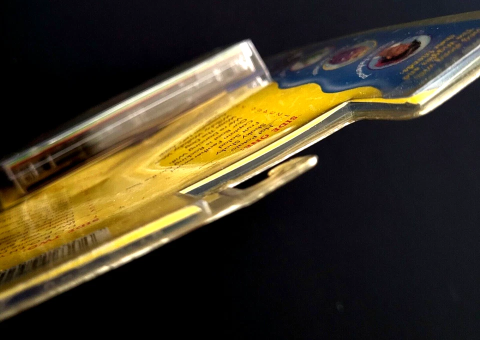 1999 The Wiggles YUMMY YUMMY Audio Cassette Tape TOURING PTY LIMITED 🎵 Rare!🎵 - Image 4 of 4