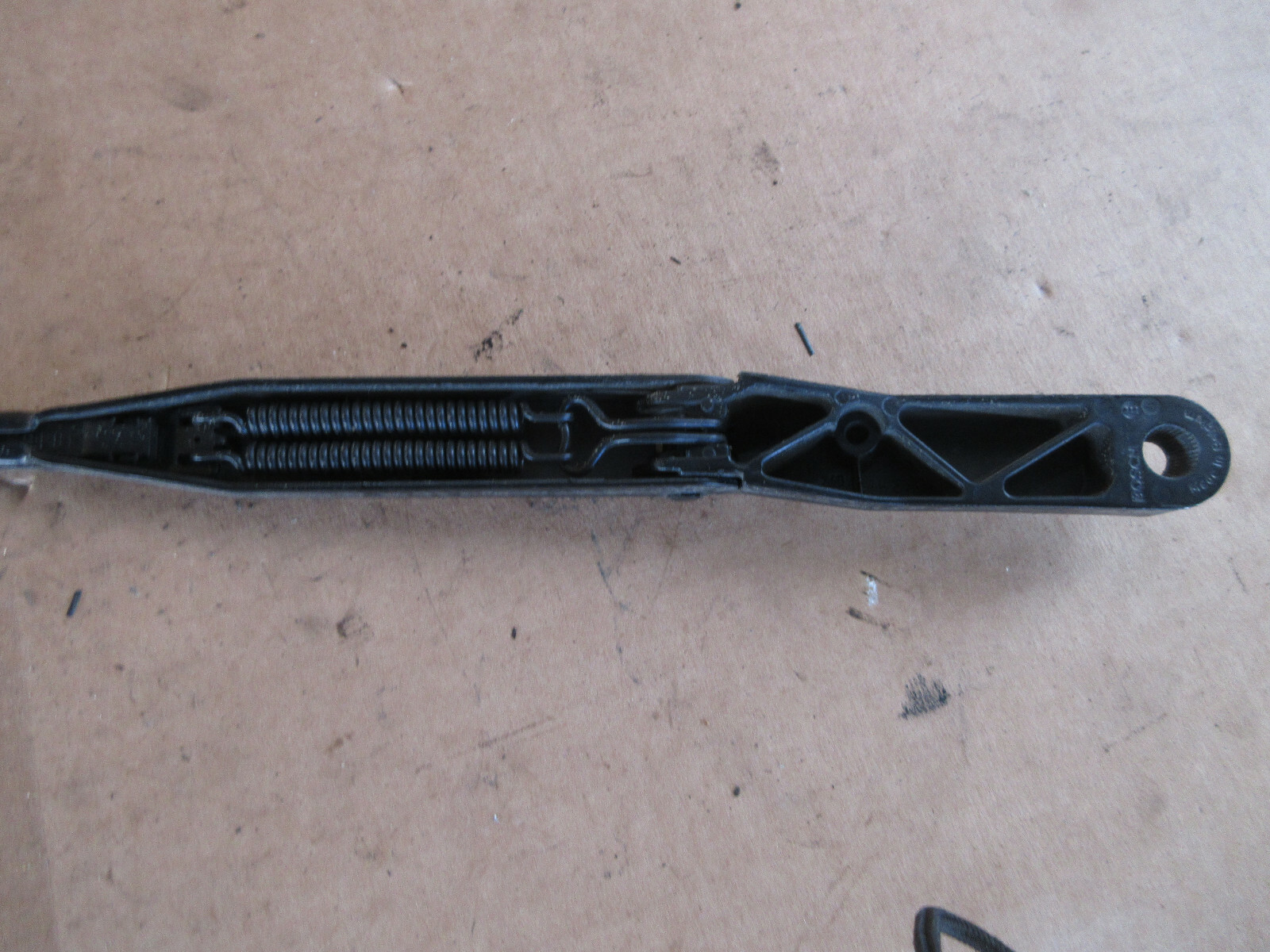 Ferrari 360, 430  RH Windshield Wiper Arm - P/N 65409300