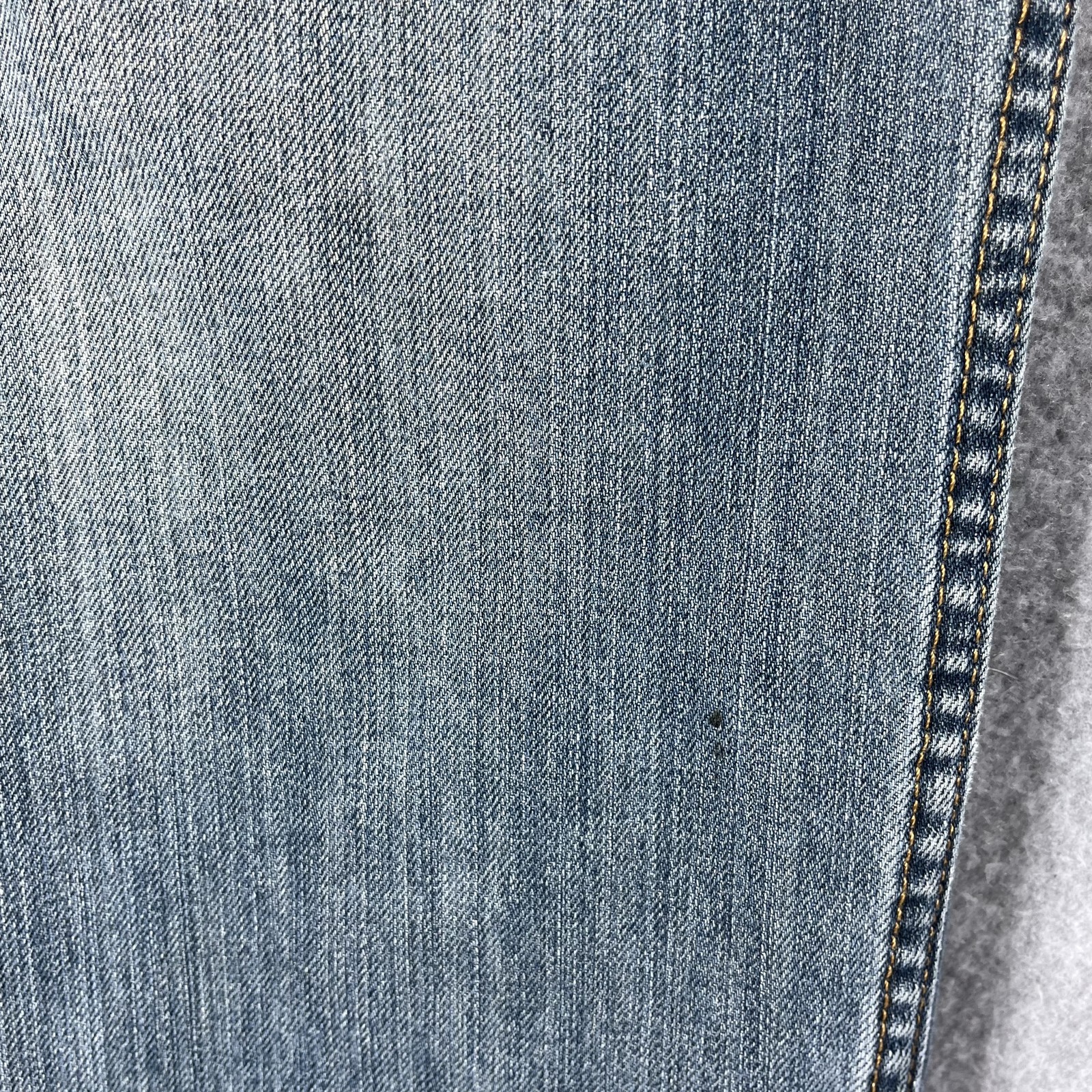 Levi's Men's 36x30 Blue Denim Button Fly Straight Leg Jeans Medium Wash thumbnail 7