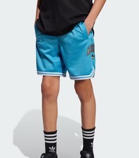 ADIDAS Boy  s ORIGINALS SHORTS Sz. BL NEW JW1989 Caroline Blue