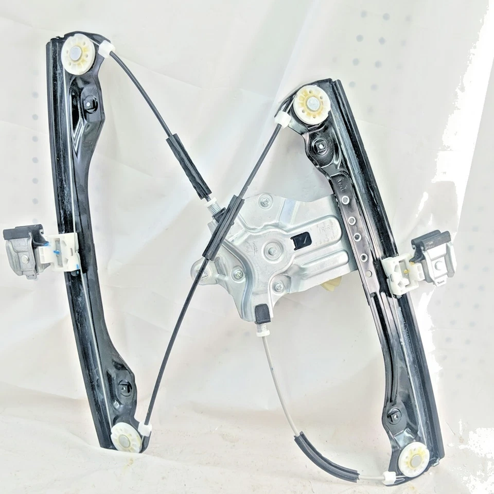GM 95226746 2011-2012 Chevrolet Cruze Front RH Power Window Regulator w Motor OE - Image 2 of 4