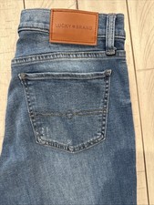 Women  s Lucky Brand Sweet Mid Rise Straight Jeans Size 6/28