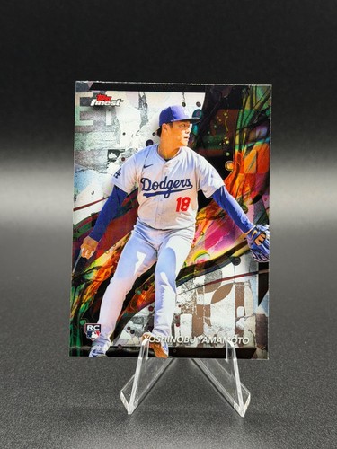 Yoshinobu Yamamoto #50 card