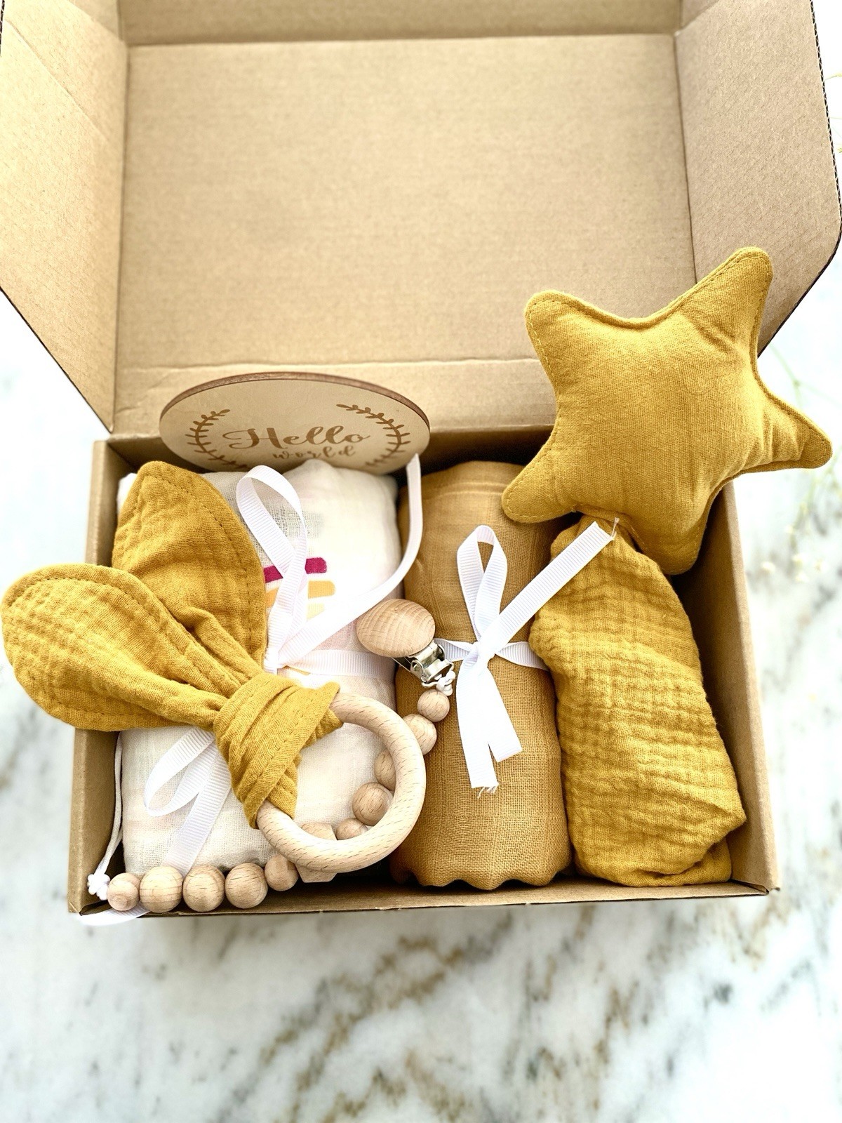 Baby Shower Gift Box, 6 Pieces