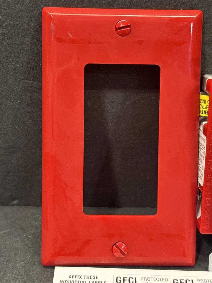 Arrow Hart AHGF8200RED Hospital Grade Red DDFT Ground Fault Receptacle W Cover - Image 4 of 4