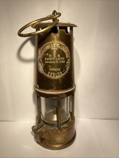 Eccles Protector Lamp & Lighting Type 6 M & Q Miners Lamp Brass Vintage Lantern