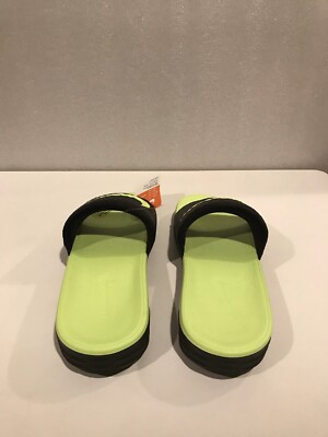 Nike Benassi Solarsoft, Black/Volt Noir Slides [705474-070