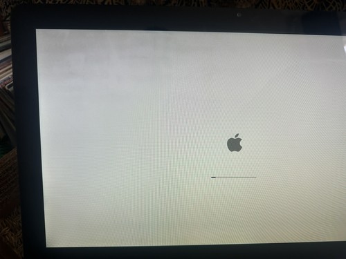 Apple iMac A1311 21.5 inch Desktop Mid 2010 - Picture 2 of 6