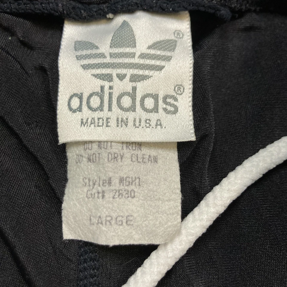 Adidas Cycling Pants Men's Large Vintage 80s 90s Active Hiking Bicycling Shorts - Image 4 of 4