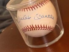 Top 10 Mickey Mantle Baseball Cards 13