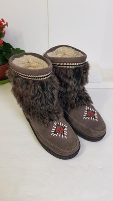 Women Minnetonka Boots Grey Suede 36
