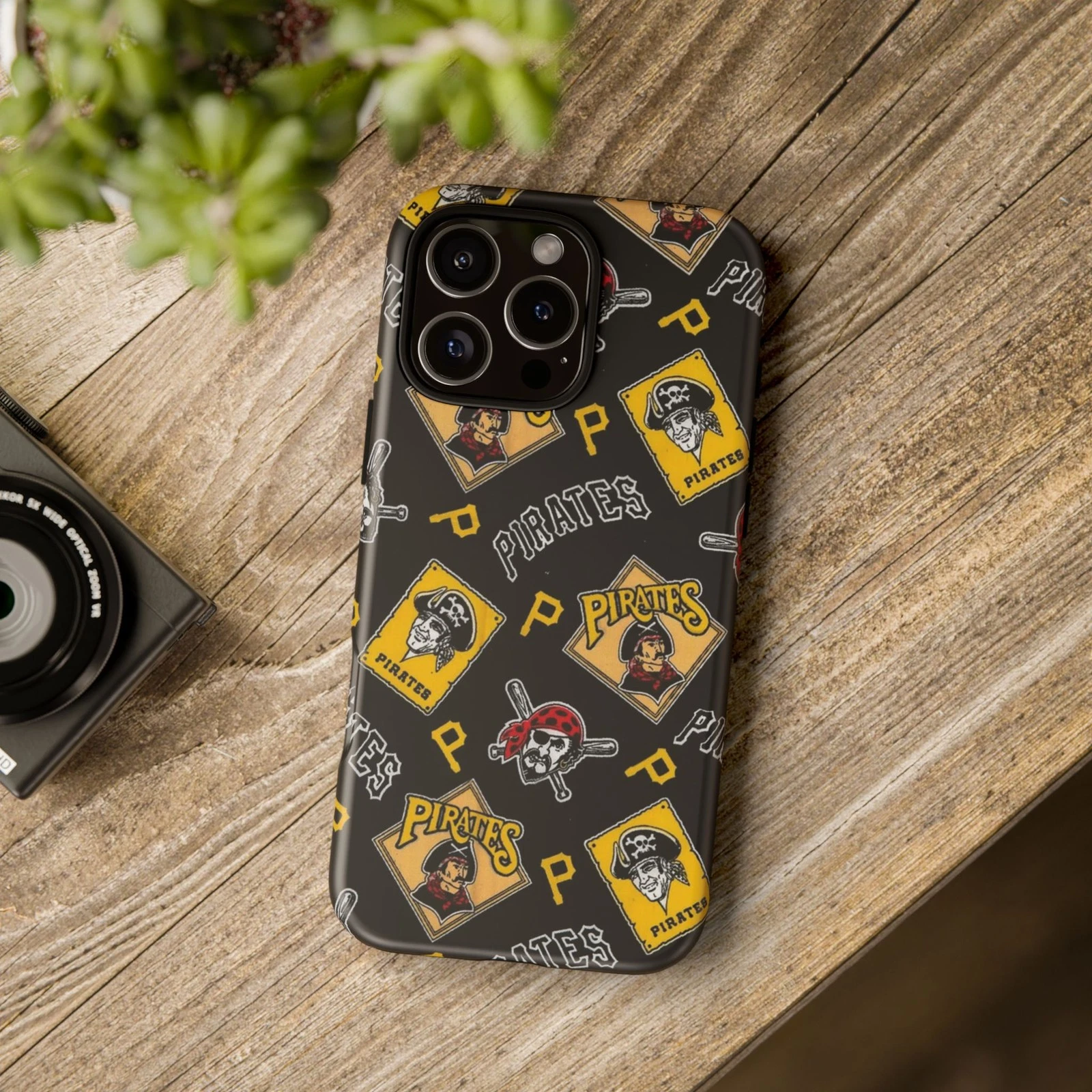 Pittsburgh Pirates Apple iPhone Cases