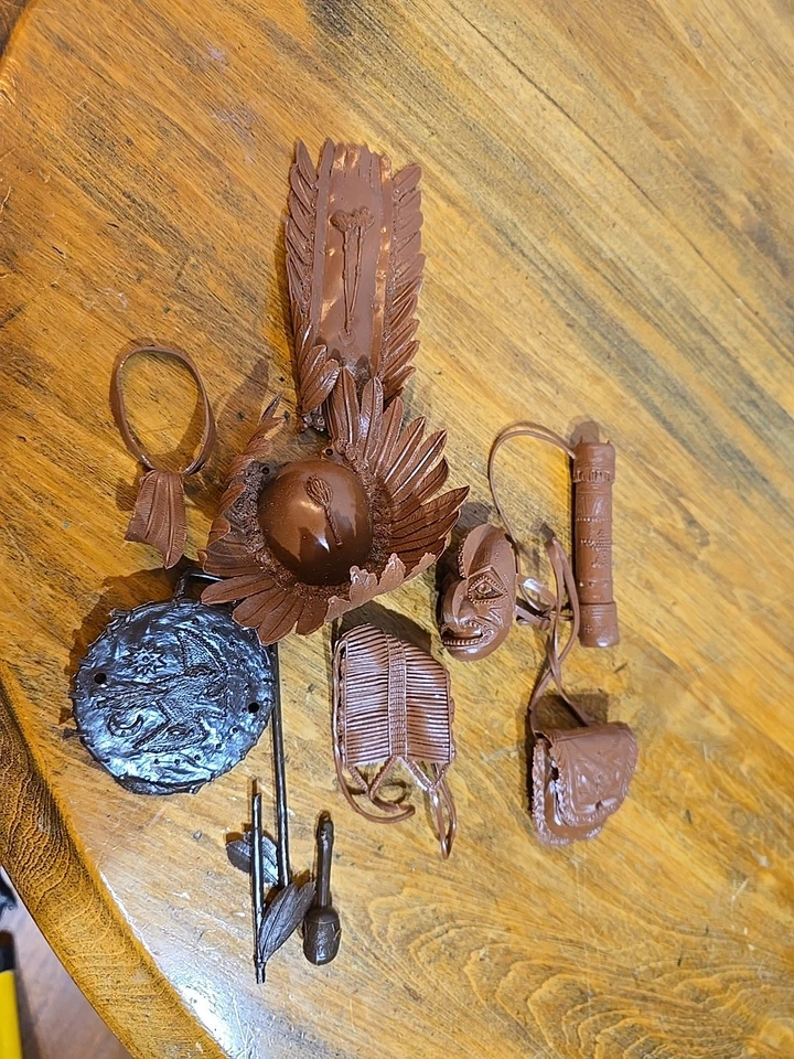 CHIEF CHEROKEE - VINTAGE 1960's MARX JOHNNY WEST FIGURE ACCESSORIES LOT - Image 2 of 2