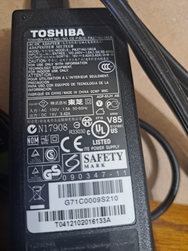 TOSHIPA Laptop Power Cord N17908 R33030 - Picture 2 of 6