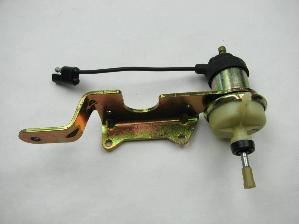 Nuevo de Lote Antiguo Carter 2BBL BBD Carburador Parada de Ralentí Solenoide Para Jeep AMC 258 1981-1990 Foto 2 de 3