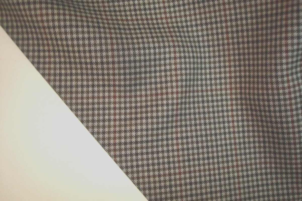 3.5 yds English Luxury WOOL Super 120s Fabric 9 oz Suiting 3.5 yds English Luxury WOOL Super 120s Fabric 9 oz Suiting