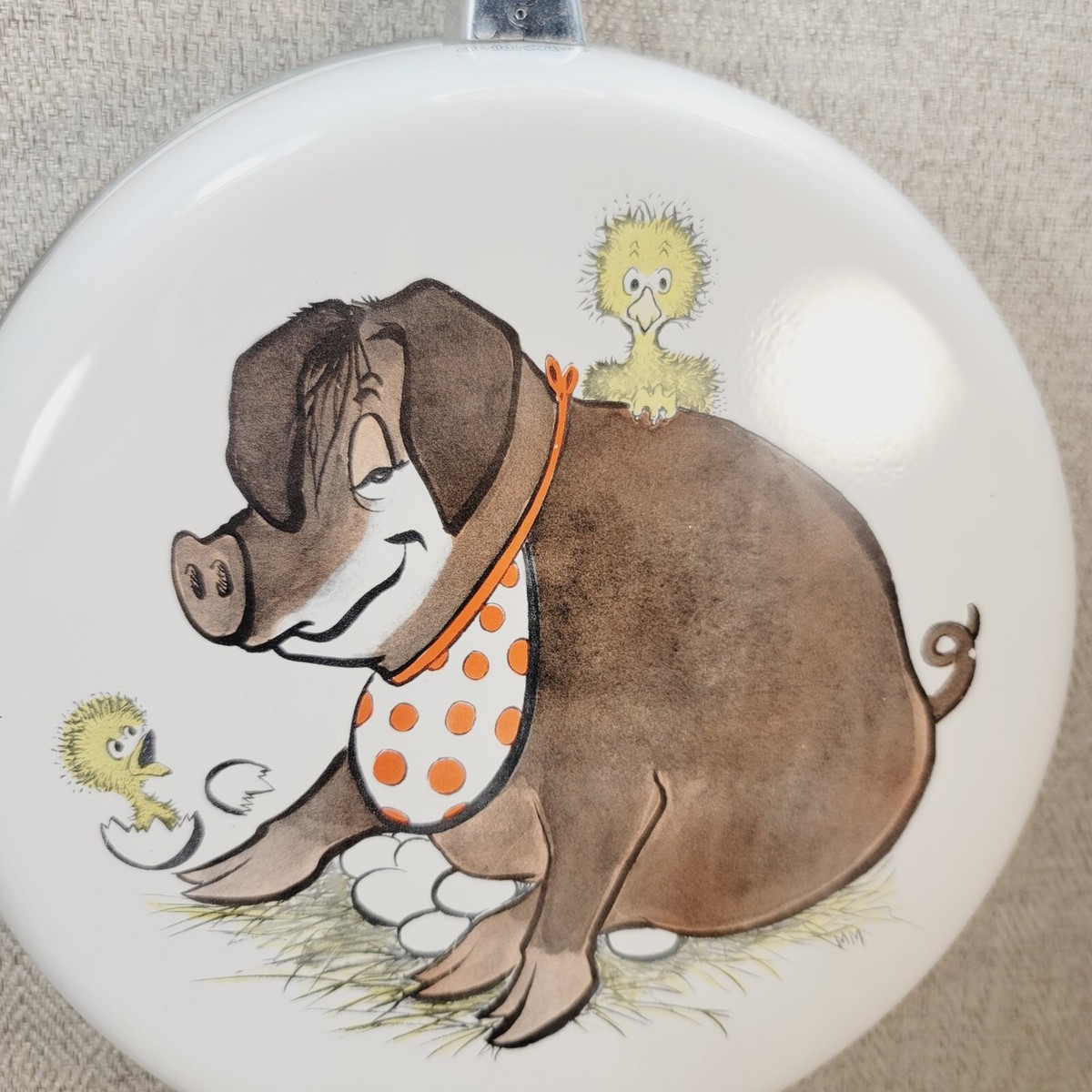 Vintage Dela-Ware Enamel Pan Hand-Painted Pig & Chicks Collectible