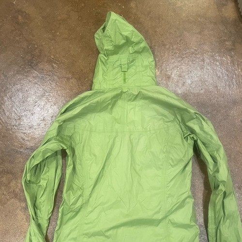 Marmot Women's Medium Precip Eco Rain Jacket in Light Green - Picture 4 of 10